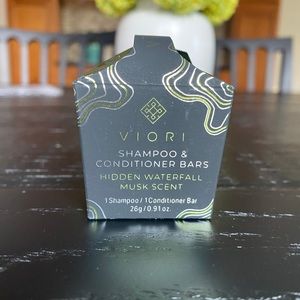 Viori shampoo and conditioner bar